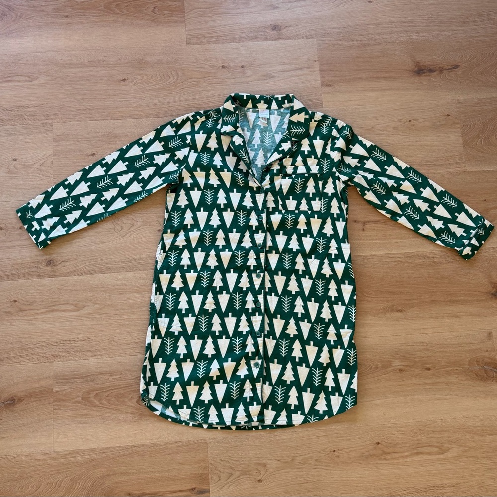 Hanna Andersson Holiday Flannel Nightshirt - 100% organic cotton